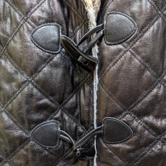 Linea Doman Faux Fur Lined Vest - Picture 2 of 6